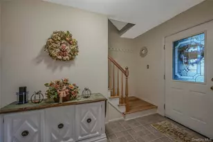 7 Hill Dr, Port Jefferson, NY 11777 - Photo 4