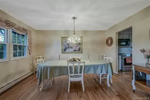 7 Hill Dr, Port Jefferson, NY 11777 - Photo 10