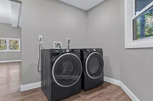 11 Gorham Ln, Dix Hills, NY 11746 - Photo 16