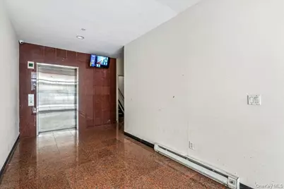 140-32 Cherry Avenue #5D, Flushing, NY 11355 - Photo 14