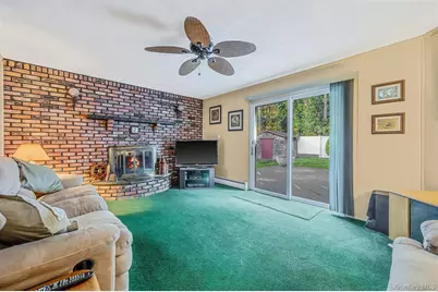 30 Magellan Avenue, Kings Park, NY 11754 - Photo 10