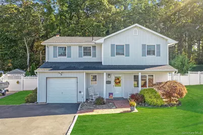 30 Magellan Avenue, Kings Park, NY 11754 - Photo 2