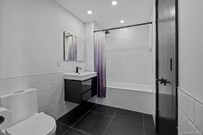 458 E 25th St #305, Brooklyn, NY 11226 - Photo 6