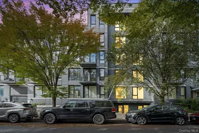 458 E 25th St #305, Brooklyn, NY 11226 - Photo 1