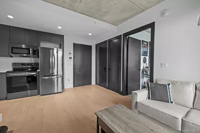 458 E 25th St #305, Brooklyn, NY 11226 - Photo 4