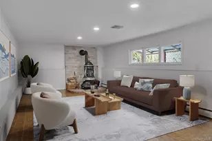 16 E Cortelyou St, Huntington Station, NY 11746 - Photo 8