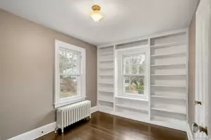 8 Maryland Ave, Armonk, NY 10504 - Photo 10