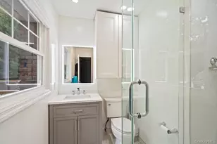 33 Dogwood Ln, Locust Valley, NY 11560 - Photo 22