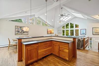 33 Dogwood Lane, Locust Valley, NY 11560 - Photo 10