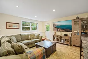 33 Dogwood Ln, Locust Valley, NY 11560 - Photo 32