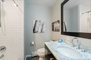 33 Dogwood Ln, Locust Valley, NY 11560 - Photo 24