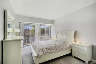 1020 Warburton Ave, Yonkers, NY 10701 - Photo 12