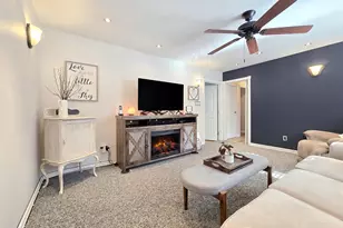 114 Wedgewood Dr, Coram, NY 11727 - Photo 10