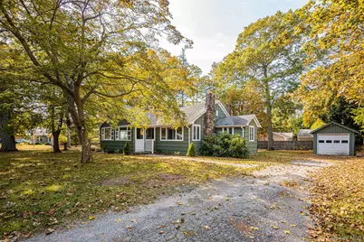 22 Roosevelt Boulevard, Patchogue, NY 11772 - Photo 2