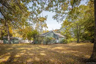 22 Roosevelt Blvd, Patchogue, NY 11772 - Photo 12