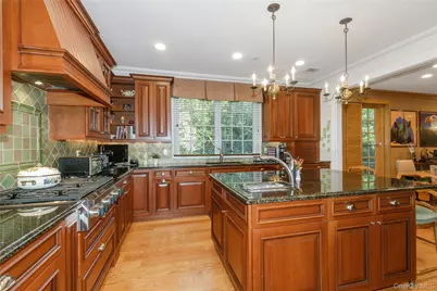 2 Earle Drive, Muttontown, NY 11791 - Photo 14