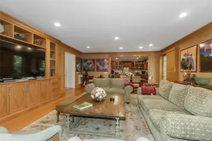 2 Earle Dr, Muttontown, NY 11791 - Photo 10