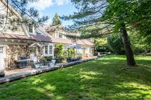 1054 Plandome Rd, Manhasset, NY 11030 - Photo 30