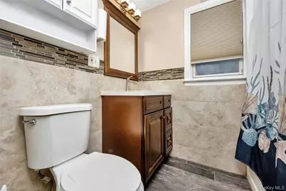 2245 Van Nostrand Avenue, Merrick, NY 11566 - Photo 12