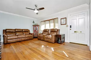 2245 Van Nostrand Ave, Merrick, NY 11566 - Photo 4
