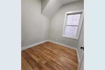 40 Wright Avenue, Jersey City, Jersey City, NJ 07306 - Photo 6