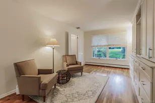 7 Carriage Ln, Setauket, NY 11733 - Photo 20