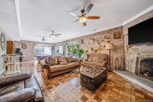 26 Sleepy Holw Ln, Dix Hills, NY 11746 - Photo 30