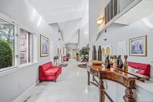 26 Sleepy Holw Ln, Dix Hills, NY 11746 - Photo 8