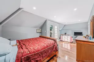 26 Sleepy Holw Ln, Dix Hills, NY 11746 - Photo 22