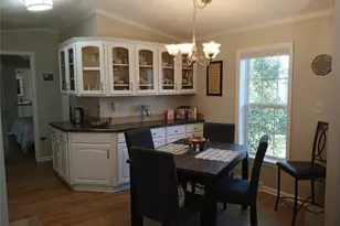 1661 Old Country, Riverhead, NY 11901 - Photo 12