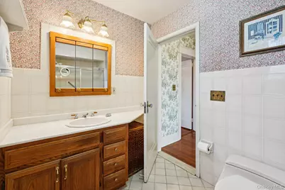 18 Chippewa Road, Yonkers, NY 10710 - Photo 26