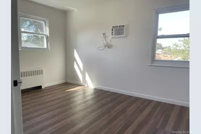 7 Frederick Drive, Plainview, NY 11803 - Photo 8