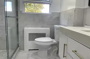 7 Frederick Dr, Plainview, NY 11803 - Photo 6