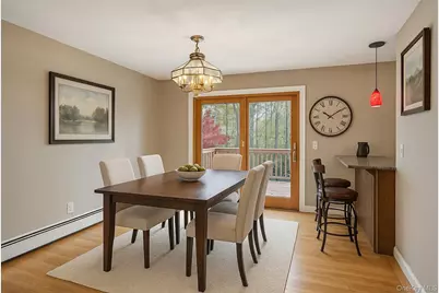 48 Laura Drive, Airmont, NY 10952 - Photo 8