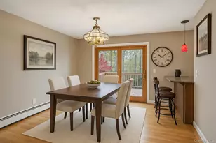 48 Laura Dr, Airmont, NY 10952 - Photo 8