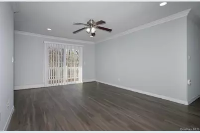 1750 W Main Street #B06, Riverhead, NY 11901 - Photo 4