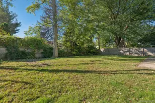 70 Heyward St, Brentwood, NY 11717 - Photo 26