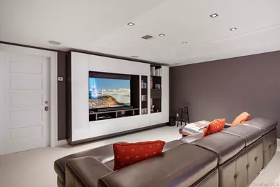 231 Flying Point Road, Southampton, NY 11968 - Photo 38