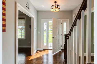 140 Stratford Drive, Poughkeepsie, NY 12603 - Photo 6