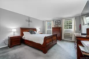 459 Village Dr, Hauppauge, NY 11788 - Photo 16