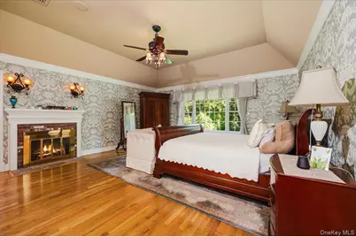 155 Jennings Road, Cold Spring Harbor, NY 11724 - Photo 20