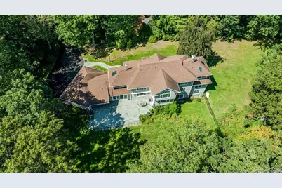 155 Jennings Road, Cold Spring Harbor, NY 11724 - Photo 34