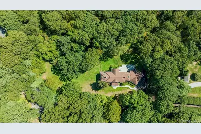 155 Jennings Road, Cold Spring Harbor, NY 11724 - Photo 6
