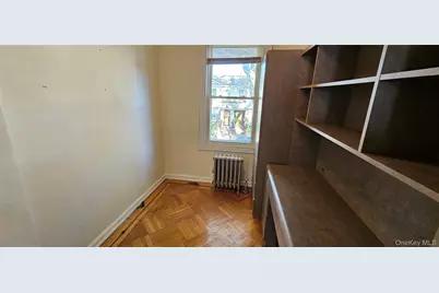 7854 75th Street, Glendale, NY 11385 - Photo 24