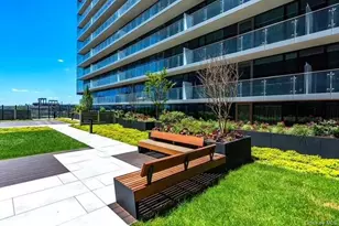 131-01 40th Rd, Flushing, NY 11354 - Photo 4