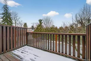 77 Jamie Ct, Suffern, NY 10901 - Photo 16