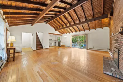 4 Acorn Path, East Quogue, NY 11942 - Photo 2