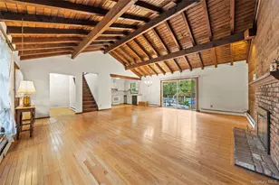 4 Acorn Path, East Quogue, NY 11942 - Photo 2