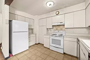 4 Acorn Path, East Quogue, NY 11942 - Photo 6