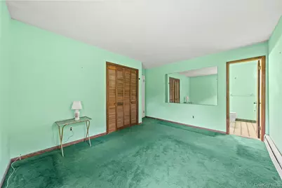 4 Acorn Path, East Quogue, NY 11942 - Photo 8